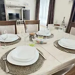 Sea Garden 2bd 아파트 부르가스