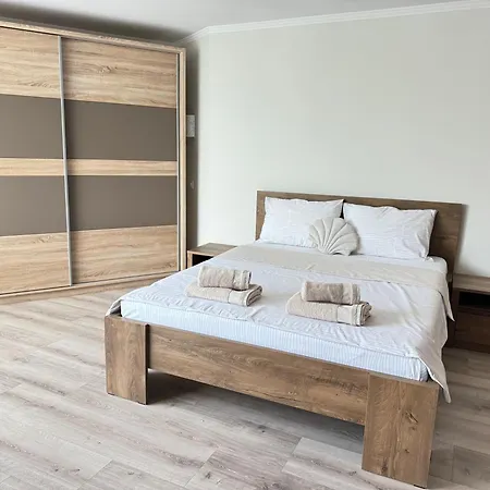 דירה Sea Garden 2bd בורגאס